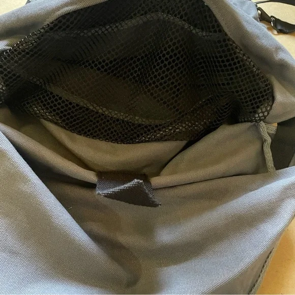 NEW Multifunction Beach Bag - Picture 4 of 10